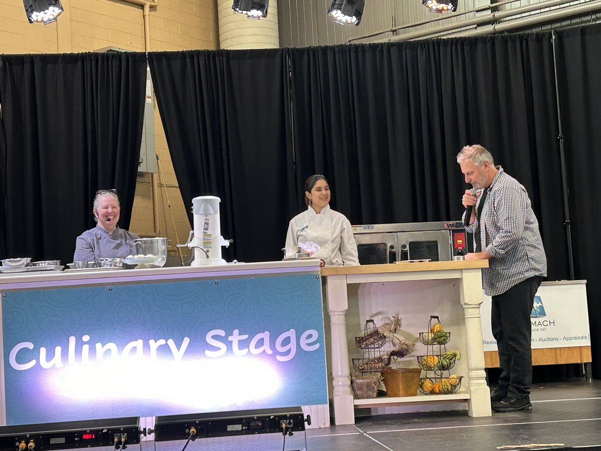 Lambton College’s Chef Kim and Culinary students demonstrating their excellent skills at London’s Western Fair