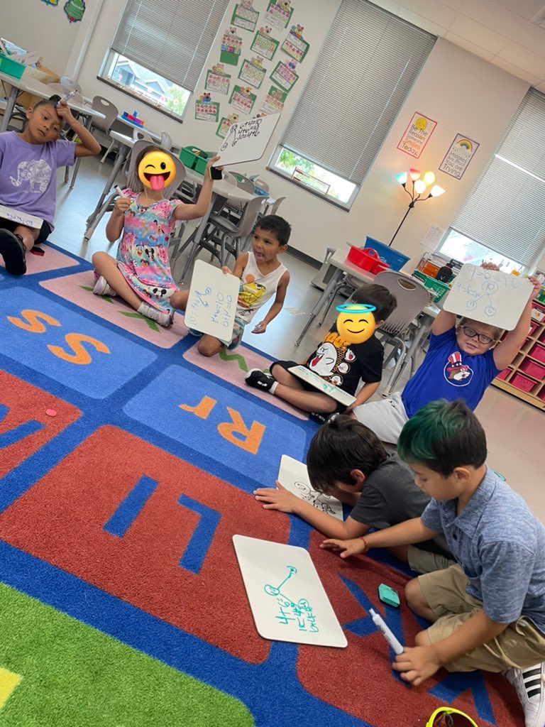 ACasanova_Edu's tweet photo. One month in of teaching 1st grade and I am loving it! These kids are rocking it! ✏️💜 #Theknightway https://t.co/xXlIymTuAO