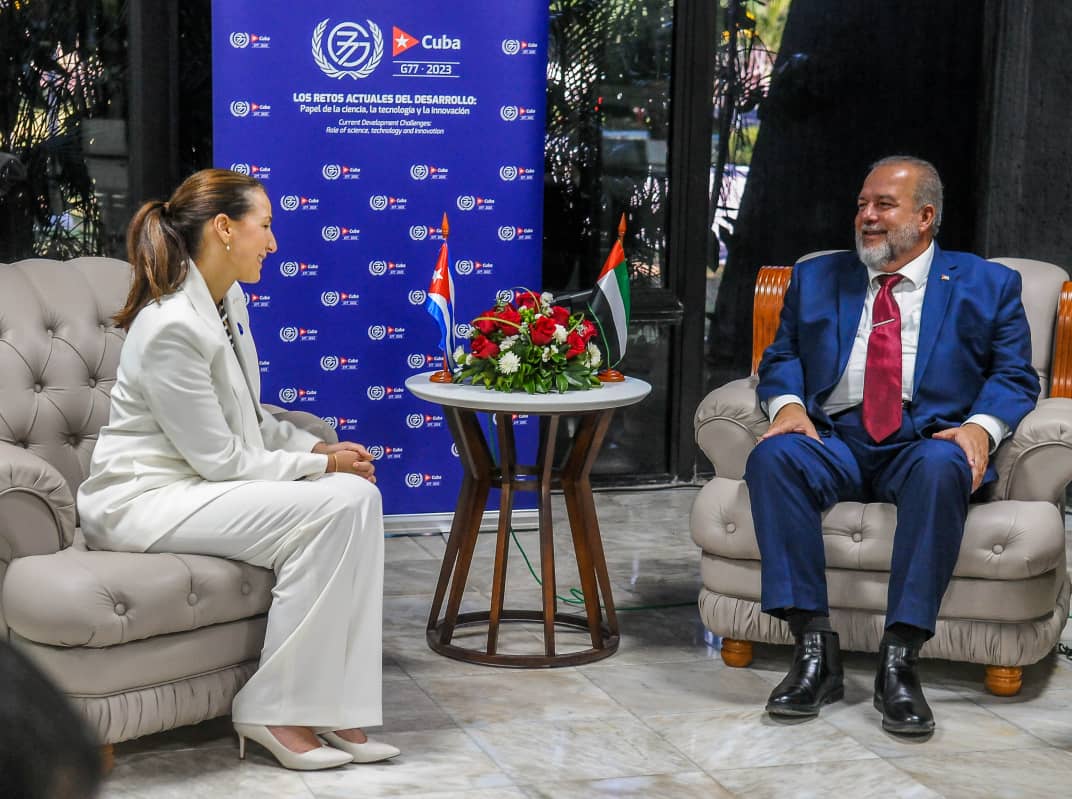 En el marco de la Cumbre del G77 y China, que sesionará hasta este sábado en La Habana, intercambiamos con la ministra de Cambio Climático y Medio Ambiente de Emiratos Árabes Unidos 🇦🇪, @mariammalmheiri. #CubaG77 🇨🇺