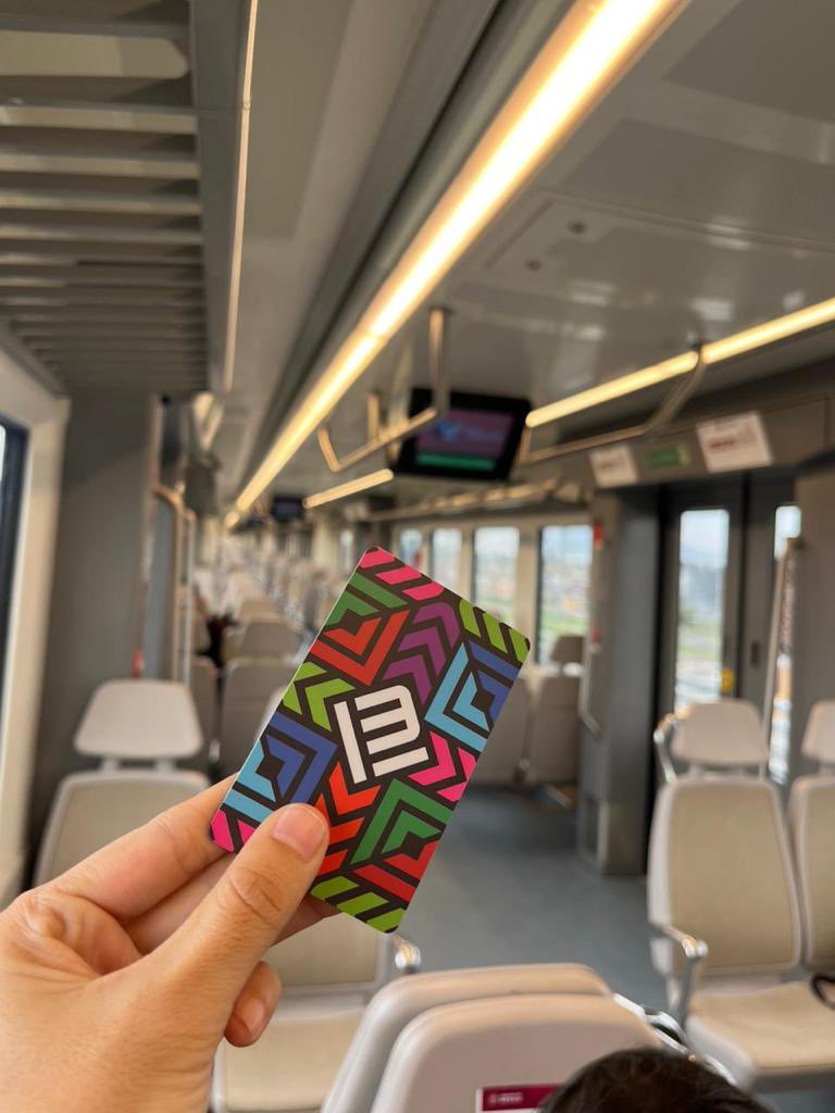LuisaAlcalde's tweet photo. Acompañamos al Presidente @lopezobrador_ en el primer recorrido del tren "El Insurgente". Un medio de transporte moderno, seguro, económico y amigable con el medio ambiente 🚄🇲🇽 https://t.co/BiqUFywtKb