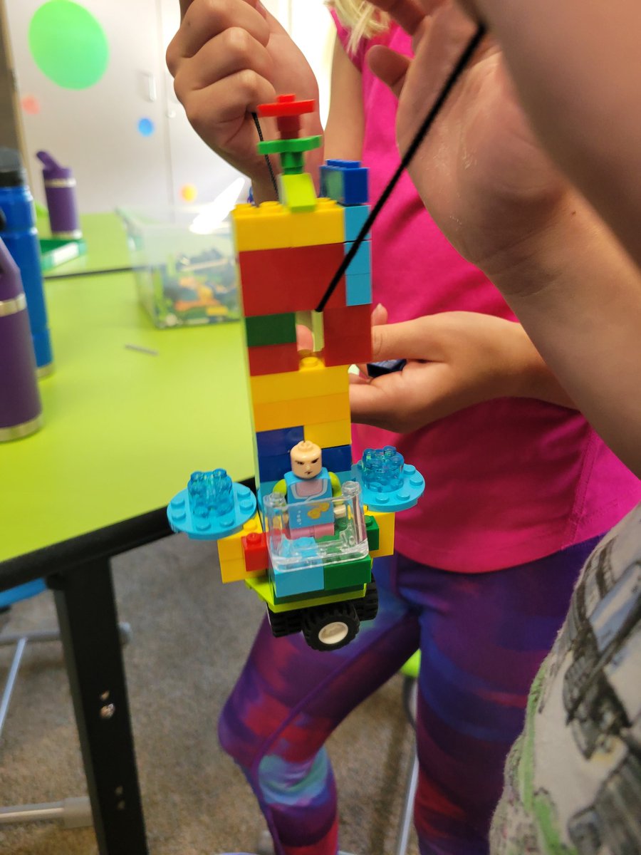 AndreaMango1's tweet photo. Lego zip line challenge! 😁1. Create a character.🤺🏃‍♂️ 2. Design a cage to keep your character safe.🦺3. Make a hole on top of the cage for the zip line to go. 4. Have fun seeing if your character survives when the zip line hits the wall! 🤣#STEAM @Dodge_WCSD @LEGO_Education https://t.co/cJZqJqz5T3