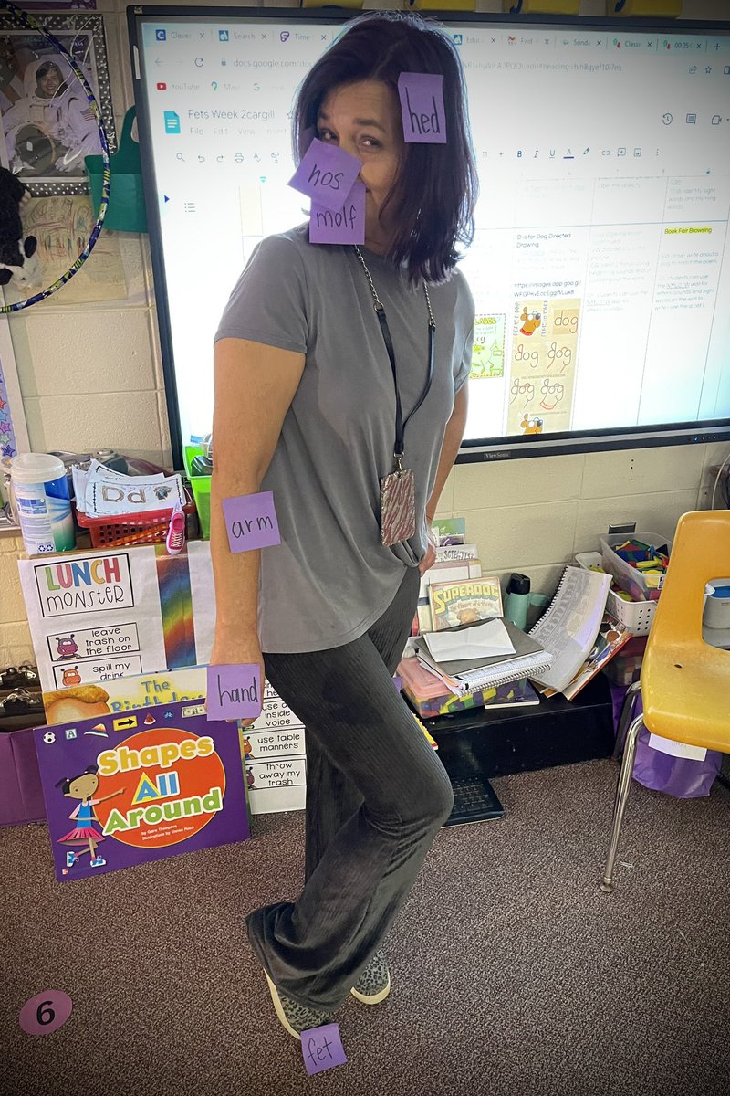 MsCargillHES's tweet photo. “Label the teacher” is always a favorite writing time activity- for teacher AND students! 😊 https://t.co/BPmnUS1SrP