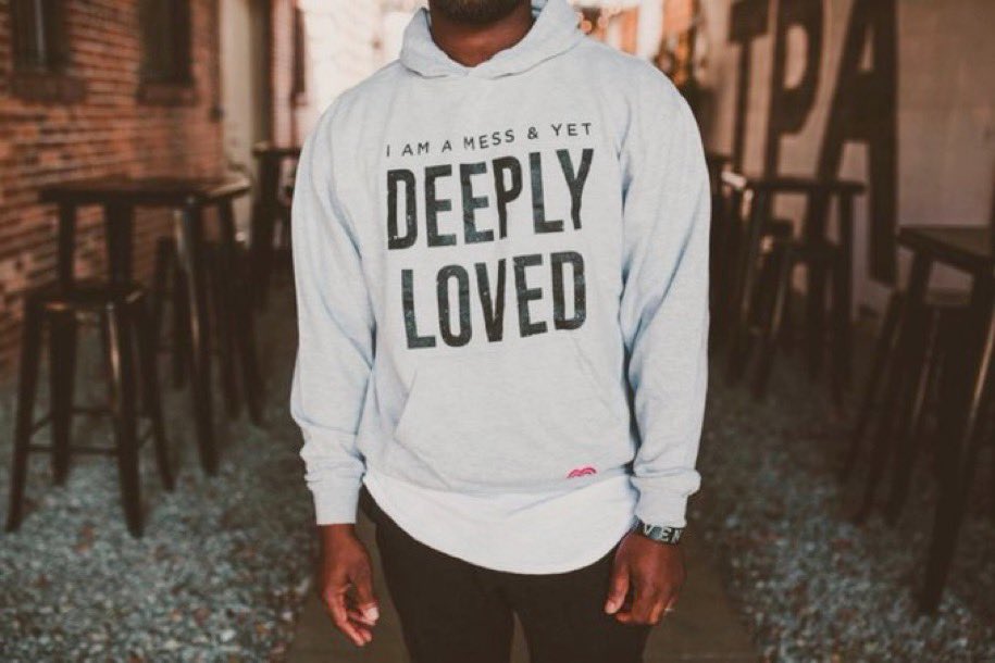 bj116's tweet image. 100 repost and I’ll re-release these hoodies.