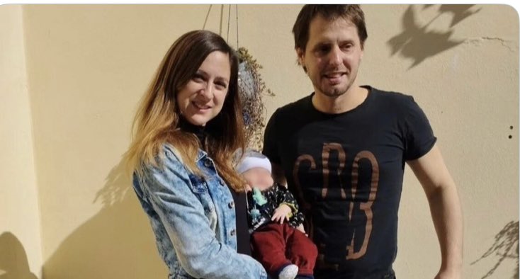 MximaReina1's tweet photo. Vergüenza del Estado Argentino: La AFIP le quiere cobrar Retenciones e Ingresos Brutos a las donaciones q recibió la esposa de Mariano, el ingeniero asesinado en Palermo. Que asco ser kirchnerista . https://t.co/8Ml26Xeu96