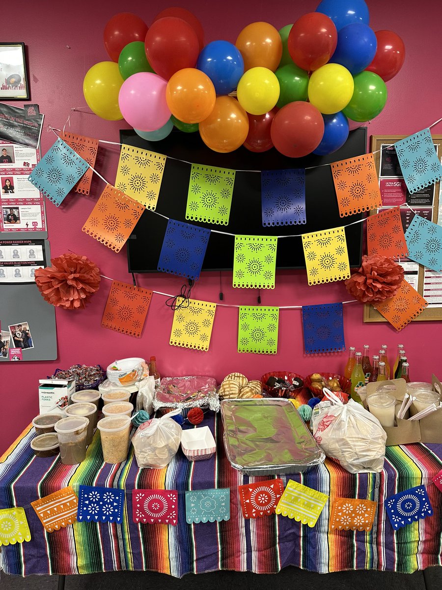 Celebrating Hispanic Heritage Month today, organized by our one and only <a href="/seaandsun15_/">Marisol</a> ! #DE&amp;i #HispanicHeritageMonth2023 <a href="/Gavya89/">Gavy</a>