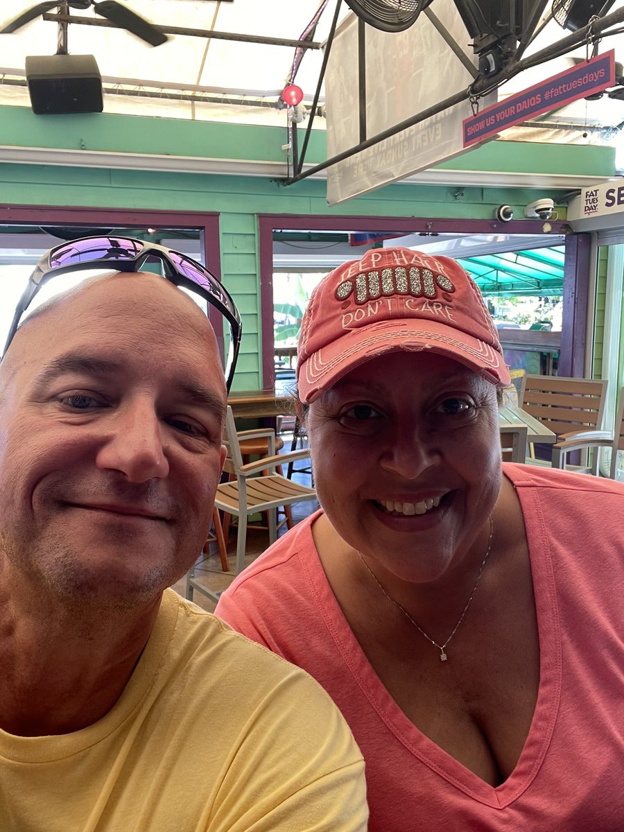 MyersKurt's tweet photo. Fat Tuesday in Key West https://t.co/JqDkWuFO3m