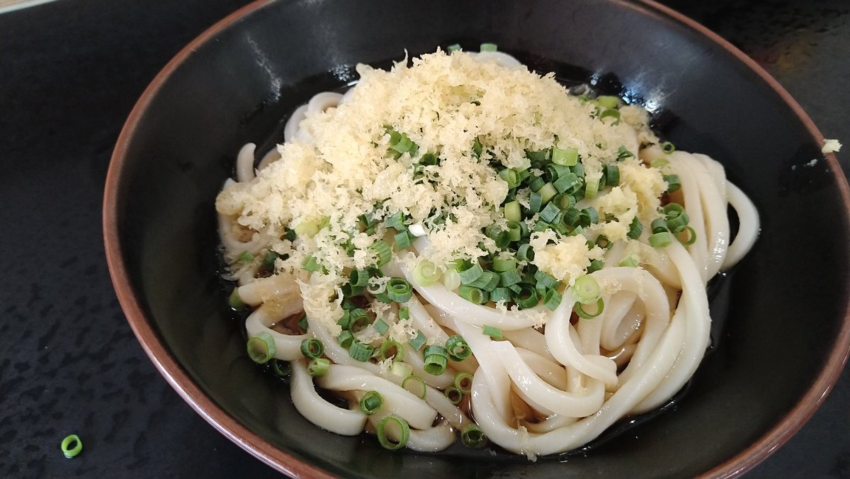 Muu_TTlove's tweet photo. 朝からうどんは最高 https://t.co/WCcXabDva6