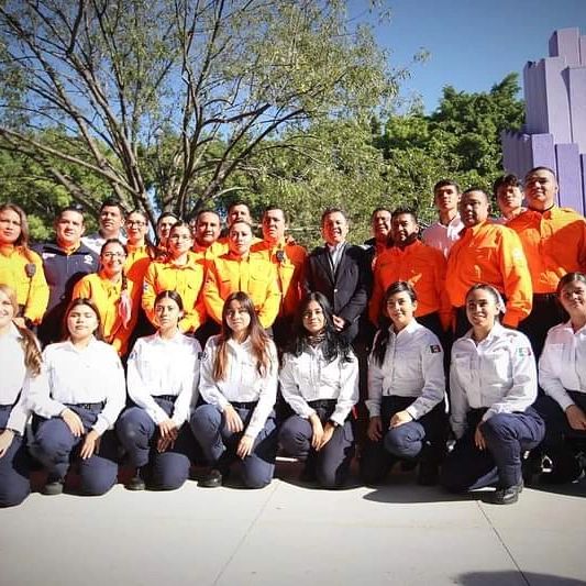 GuadalajaraGob's tweet photo. 🤜🤛 ¡Ánimo, Guadalajara! Vamos bien y se pondrá mejor.
Consulta toda la información del #InformeGDL en el siguiente enlace: https://t.co/pv6BvhI48O. https://t.co/Om5PhnFQyZ