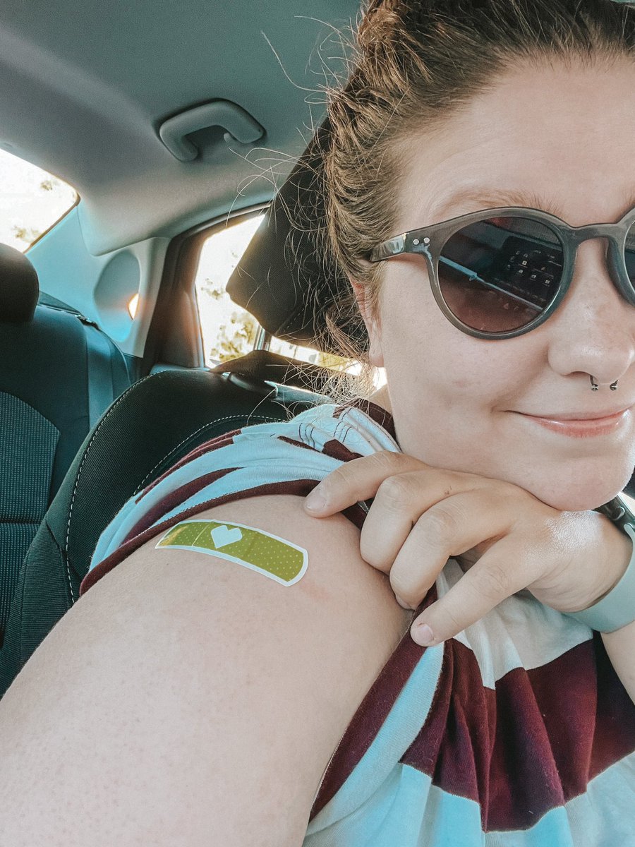 msfilegar's tweet photo. teachers - go get your flu shot and COVID booster! https://t.co/YYJx72lDsm