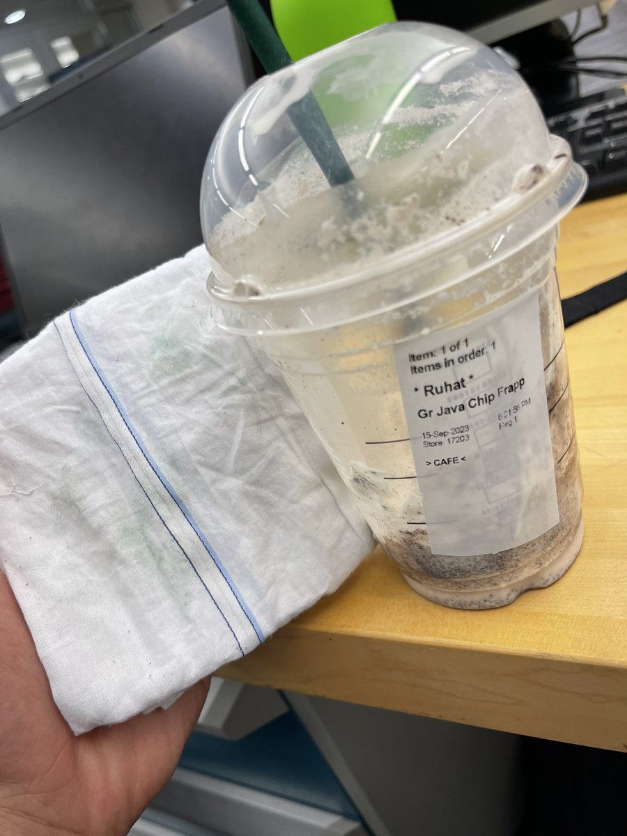 rohitb1023's tweet photo. Hey @StarbucksCanada @Starbucks , I've been noticing some issues with your straws lately. 😕 The color is rubbing off, which isn't what I expected. Let's make sure our straws match the quality of our coffee! ☕ #StarbucksStrawIssue https://t.co/q0225oDNHA