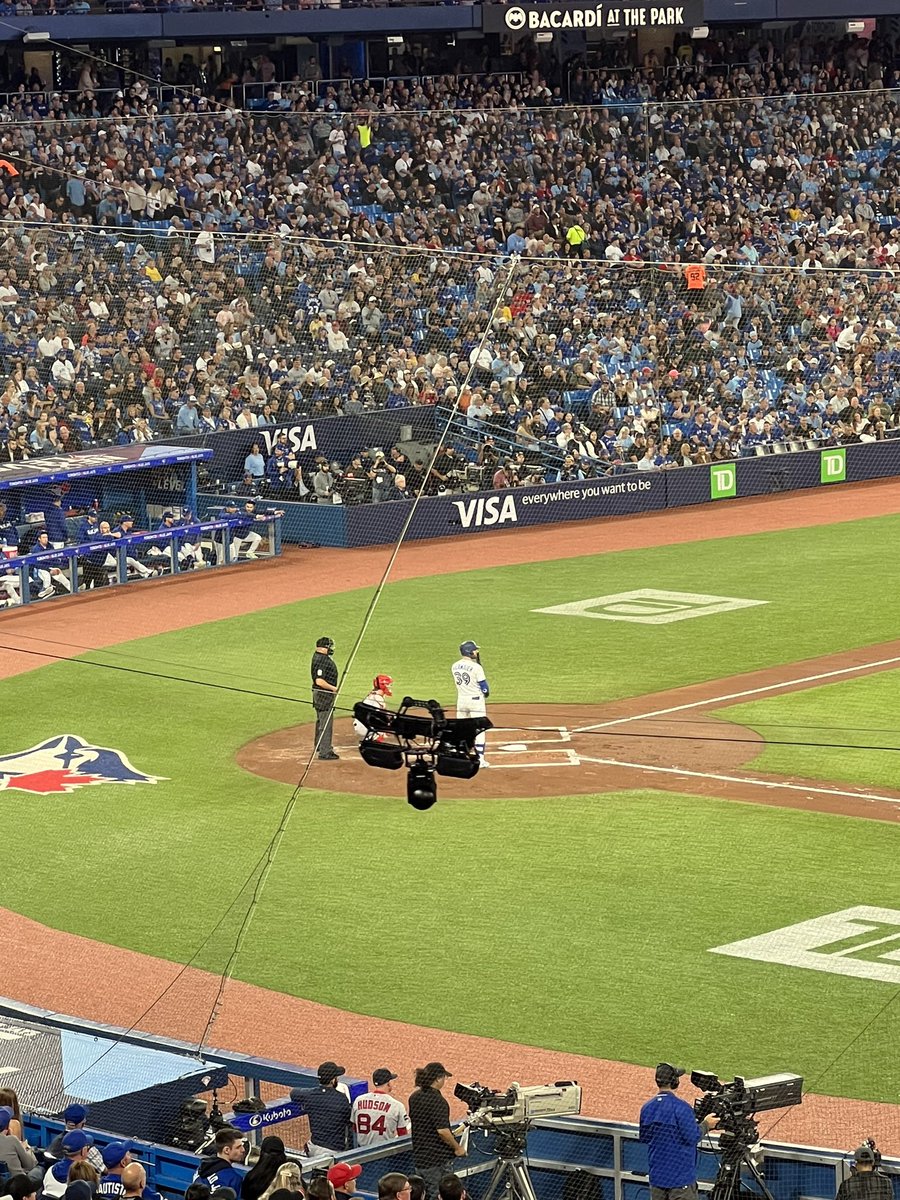 blapplet's tweet image. Loving the new camera. 🤦‍♂️ @BlueJays @Sportsnet