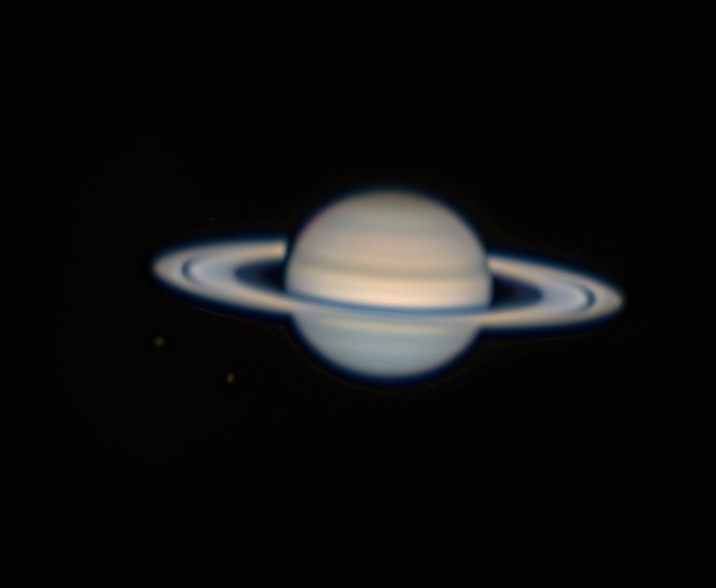 Another night another Saturn shot! I think it might be the best looking one i have yet 2 moons you can see on bottom left are Tethys and Dione