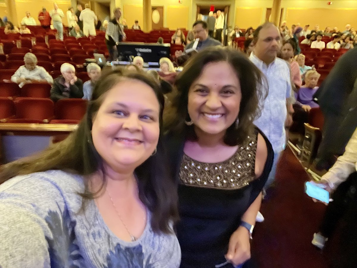Pic is fuzzy but I saw her clearly from across #HillAuditorium and couldn’t miss my chance to meet Dr. <a href="/PreetiNMalani/">Preeti Malani</a> - went from listening to her <a href="/UMich/">University of Michigan</a> #covid19 updates to actually meeting IRL 
#RepresentationMatters #Shakti #leadership 
<a href="/JAMA_current/">JAMA</a>