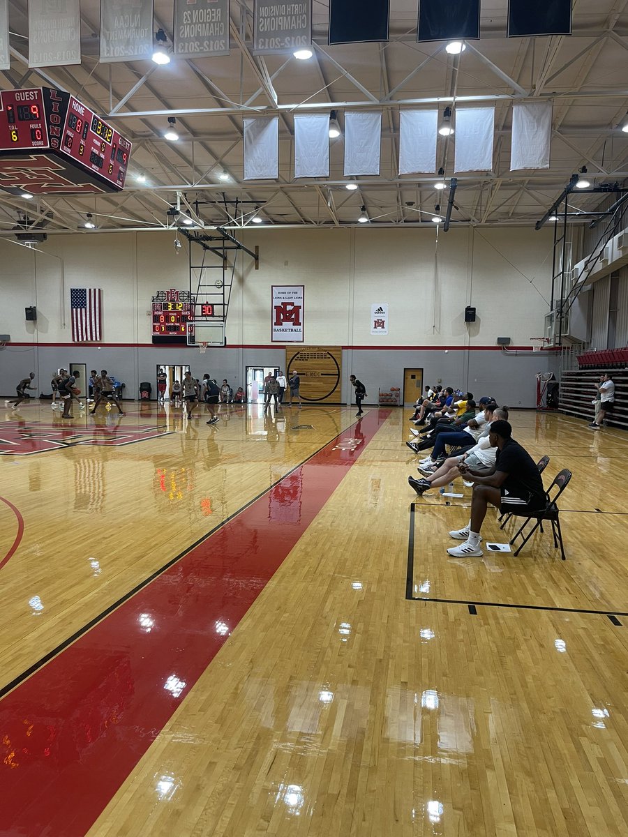 billybegley's tweet image. Big time day here in Scooba!! Thanks to all the 4 year coaches who came thru today. Really good talent on display today! Don’t sleep on the ‘Sip. Plenty of players to help at all levels #wehooptoo #MACCC #PR1DE