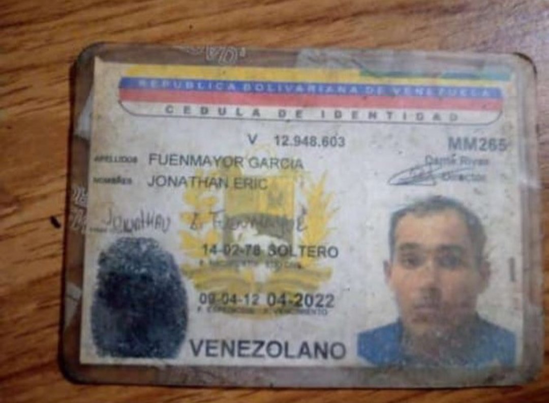 jcfernandezm's tweet photo. En muchos países, el fallecimiento de Jonathan Fuenmayor producto de las quemaduras al estallar un transformador, acarrearía una demanda millonaria a los responsables del artefacto, en Venezuela ni el velorio le pagarán. https://t.co/7vOEjLWTcD