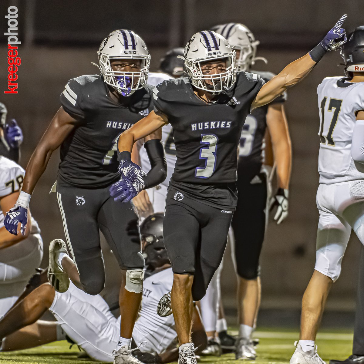 Keith Kreeger (@bvnwsports) on Twitter photo MY DEFENSE FAV4s | <a href="/BVNW_Football/">Husky Football</a> defeats BV High, 28-14. <a href="/max_barnes22/">Max barnes</a> pick6, <a href="/Shetterly_Liam/">Liam Shetterly</a> qb sack Christopher White <a href="/beckett_linden/">Beckett Linden</a>, fumble recovery x2 <a href="/colinmatile/">Colin Matile</a> <a href="/TreyRidley1/">Trey Ridley</a>
<a href="/BVNW_Athletics/">Blue Valley Northwest High School Athletics</a> <a href="/bvnwnews/">BVNWnews</a> <a href="/CoachClintRider/">Clint Rider</a>
#PULLtheSLED #kshsaa
📸<a href="/bvnwsports/">Keith Kreeger</a> | 9.14.2023 MY DEFENSE FAV4s | <a href="/BVNW_Football/">Husky Football</a> defeats BV High, 28-14. <a href="/max_barnes22/">Max barnes</a> pick6, <a href="/Shetterly_Liam/">Liam Shetterly</a> qb sack Christopher White <a href="/beckett_linden/">Beckett Linden</a>, fumble recovery x2 <a href="/colinmatile/">Colin Matile</a> <a href="/TreyRidley1/">Trey Ridley</a>
<a href="/BVNW_Athletics/">Blue Valley Northwest High School Athletics</a> <a href="/bvnwnews/">BVNWnews</a> <a href="/CoachClintRider/">Clint Rider</a>
#PULLtheSLED #kshsaa
📸<a href="/bvnwsports/">Keith Kreeger</a> | 9.14.2023