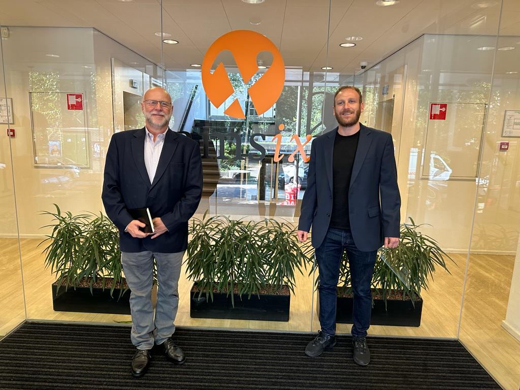 Ariel Graizer y Nicolás Graizer estuvieron presentes en una reunión en AMS-IX, una asociación neutral compuesta por miembros que operan múltiples plataformas de interconexión alrededor del mundo.

(ver más info en el hilo👇)