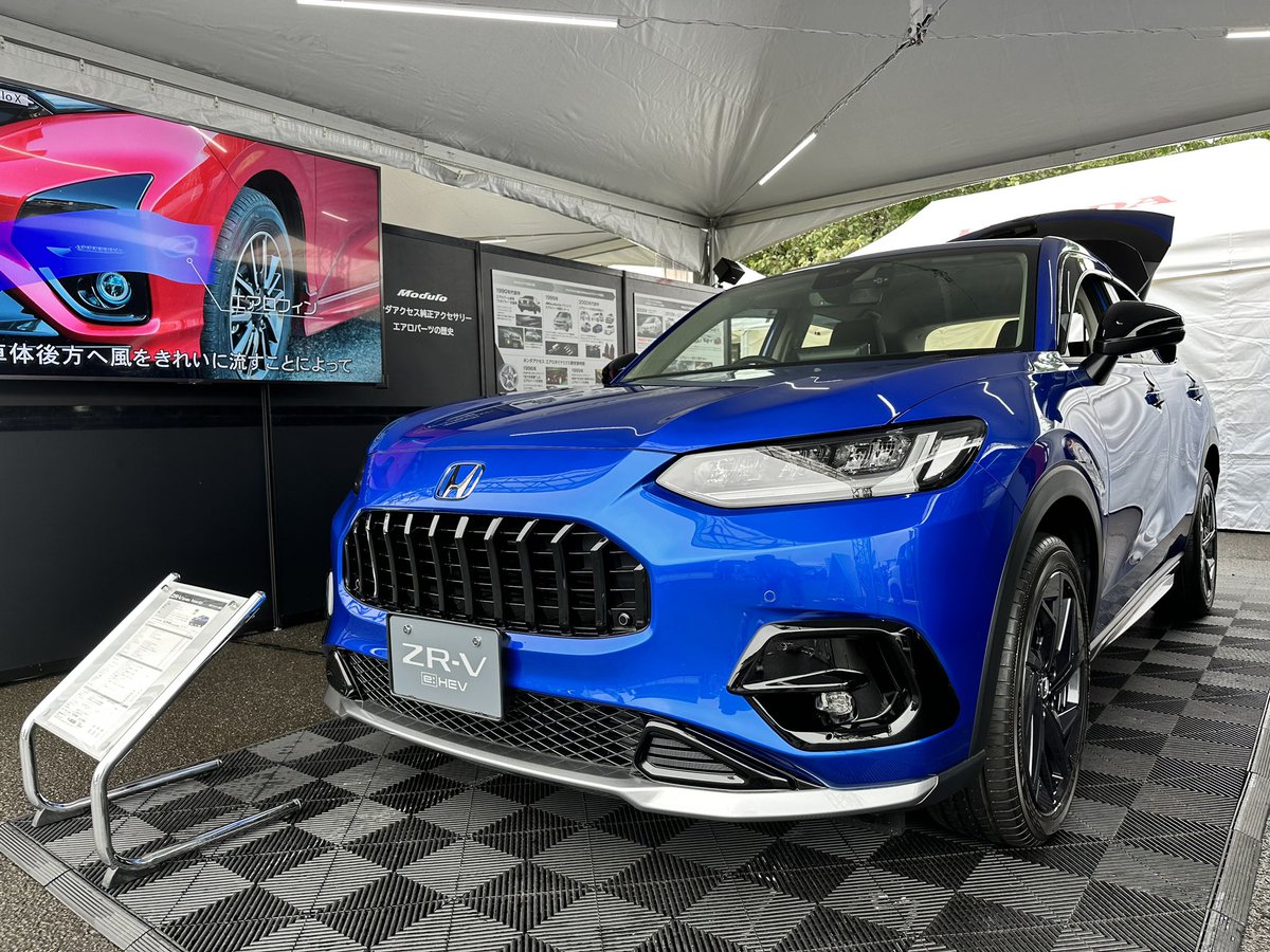Honda_Access's tweet image. ＼Hondaブース展示車紹介／

🚗3台の車両を展示🚗
✅CIVIC e:HEV SPORTS ACCESSORY CONCEPT
✅N-BOX Modulo X（販売終了モデル）
✅S660 Modulo X Version Z （販売終了モデル）
#ModuloX10th #ModuloX晒せ のハッシュタグも要チェック👀🔎💡（ゆりり）