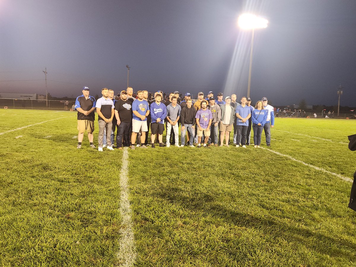 Congrats to our 2013 Football Team, who tonight was inducted into the EH Athletic Hall of Fame! #ShultzStrong79