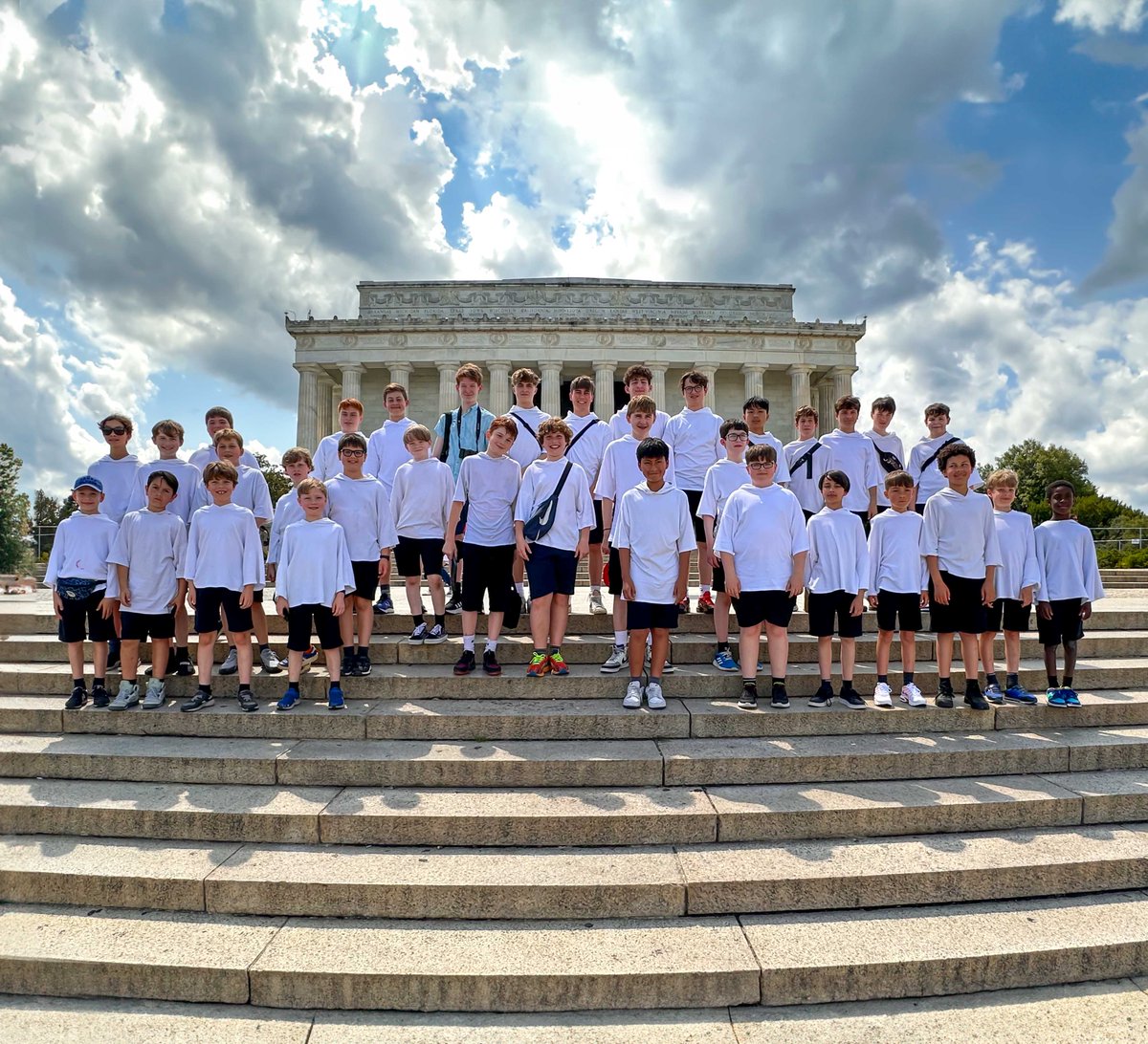 UsLibera's tweet image. One of these Libera boys had a close encounter with the Lincoln Memorial Reflecting Pool. Can you identify which one it was?

#libera #boyschoir #reflectingpool #lincolnmemorial #washington #uslibera #choral #concert #ustour