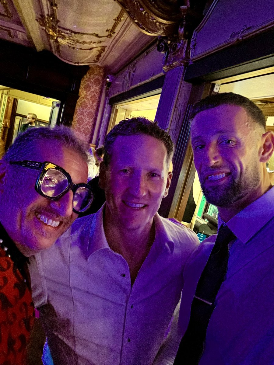 Thanks for rocking the place <a href="/BrendanCole/">Brendan Cole</a> we win together we lose together. Great night regardless for the team to get together in an amazing venue like <a href="/TheBplTower/">The Blackpool Tower</a> that’s a win in itself. Shout out to <a href="/AndrewLeeming/">Andrew leeming</a> for  rocking the best attire year on year 🙌🏼