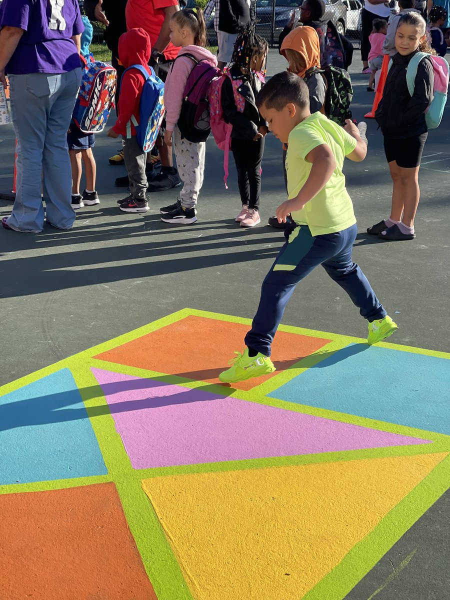 Our Littles were incredibly excited this morning for the newly painted hopscotch by City Center and the @UnitedWayGLV and @VolunteerLV #DOC Day Of Caring!! @AllentownSD #oneallentown #centralproud