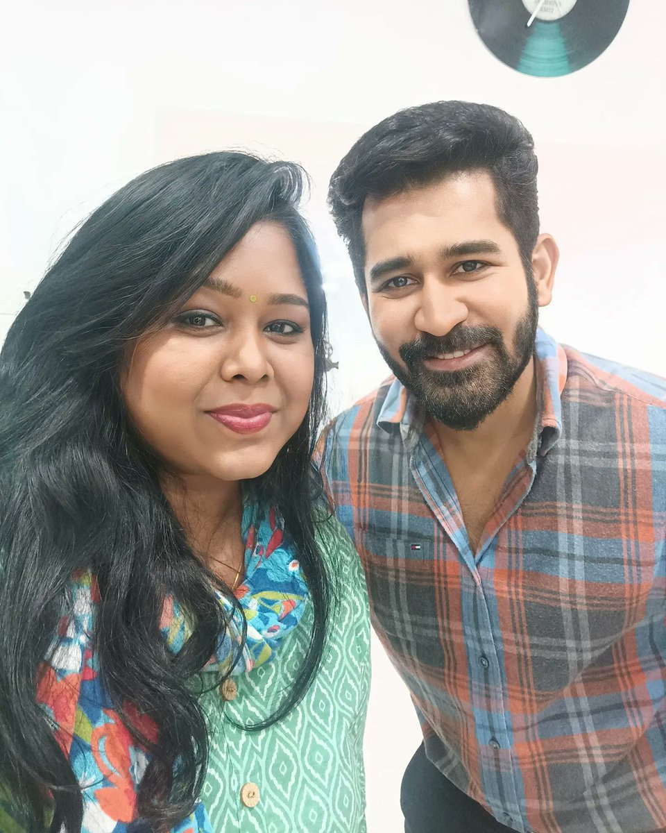 ShaliniNewtonS's tweet photo. Exclusive Interview meet with Mr. @vijayantony and Director Mr. @csamudhan @KungumamW
#ரத்தம் #RaththamFromOct6
@csamudhan @vijayantony @fvinfiniti @mahima_Nambiar @nanditasweta @bKamalBohra @Dhananjayang
#isupportarr #isupportvijayantony https://t.co/3v0eZN4iK3