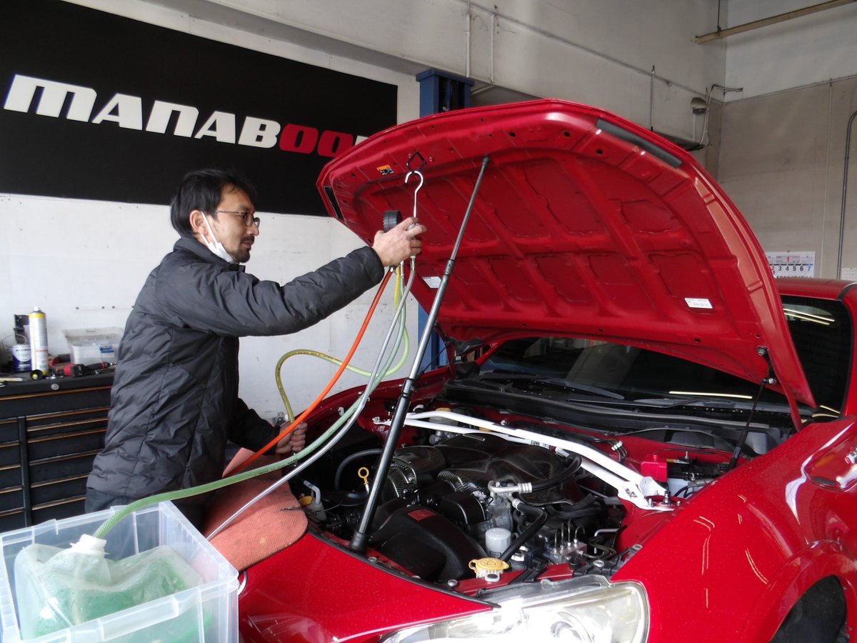 MANABOON_SNS's tweet photo. クーラント交換後、下廻り洗浄して作業完了です🛠

#manaboon #toyota86 #motys #brz #zc6 #fa20 #86nation #zn6 #jdmcars #trd #sti https://t.co/8QtafZaiD2