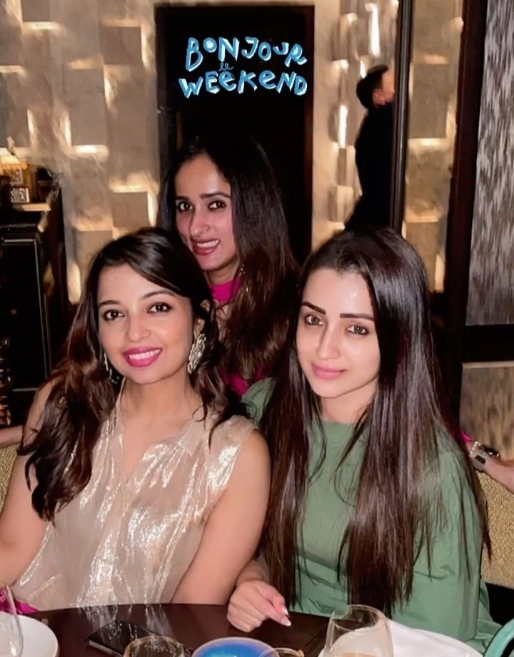 F6H7f-lWgAA4AU2?format=jpg&name=medium