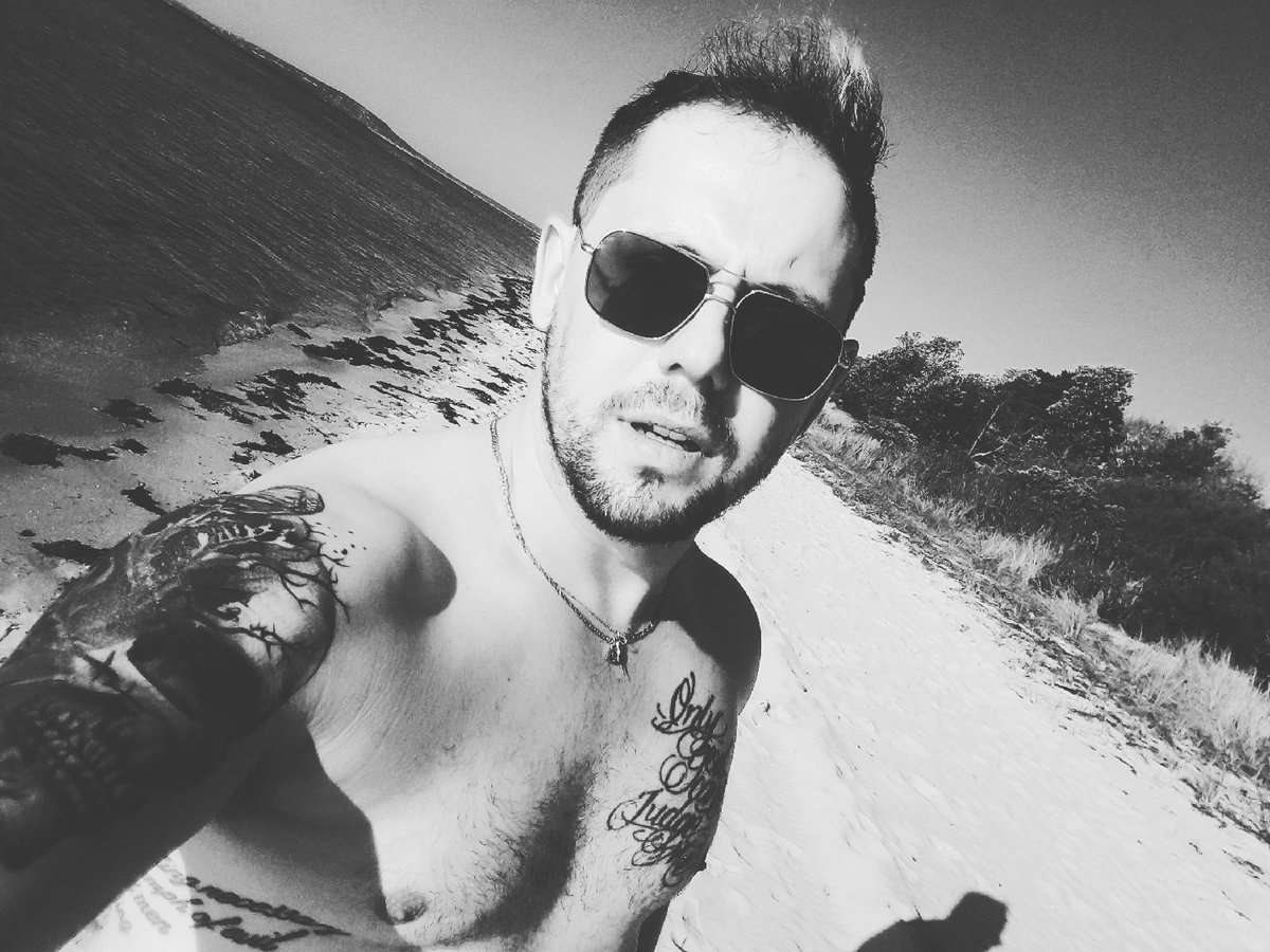 undrworldreapa2's tweet photo. #beachvibes #starnow @starnowsquad #goingforgoals #fyp #australia #globalgoals #standsure #andersonclan #rosebudbeach #twitchstreamer #youtubersentiktok #art #modeltobeoneday #comeatme #scottish #actor #followback #naturalman https://t.co/EYcuz6qZjQ