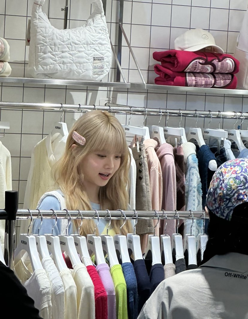 sserapics's tweet photo. Eunchae in real life https://t.co/tujmtT48hj