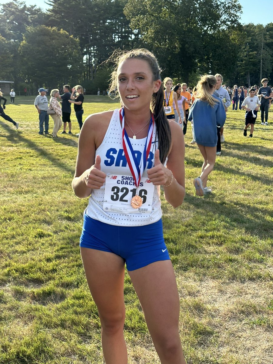 CoachAltenauNJ's tweet photo. The Blue Devils had a day at OCP today! 7 medal winners and the junior girls took 2nd place as a team. Lots of great races were run. Looking forward to the next meet! https://t.co/5wHvigwALv