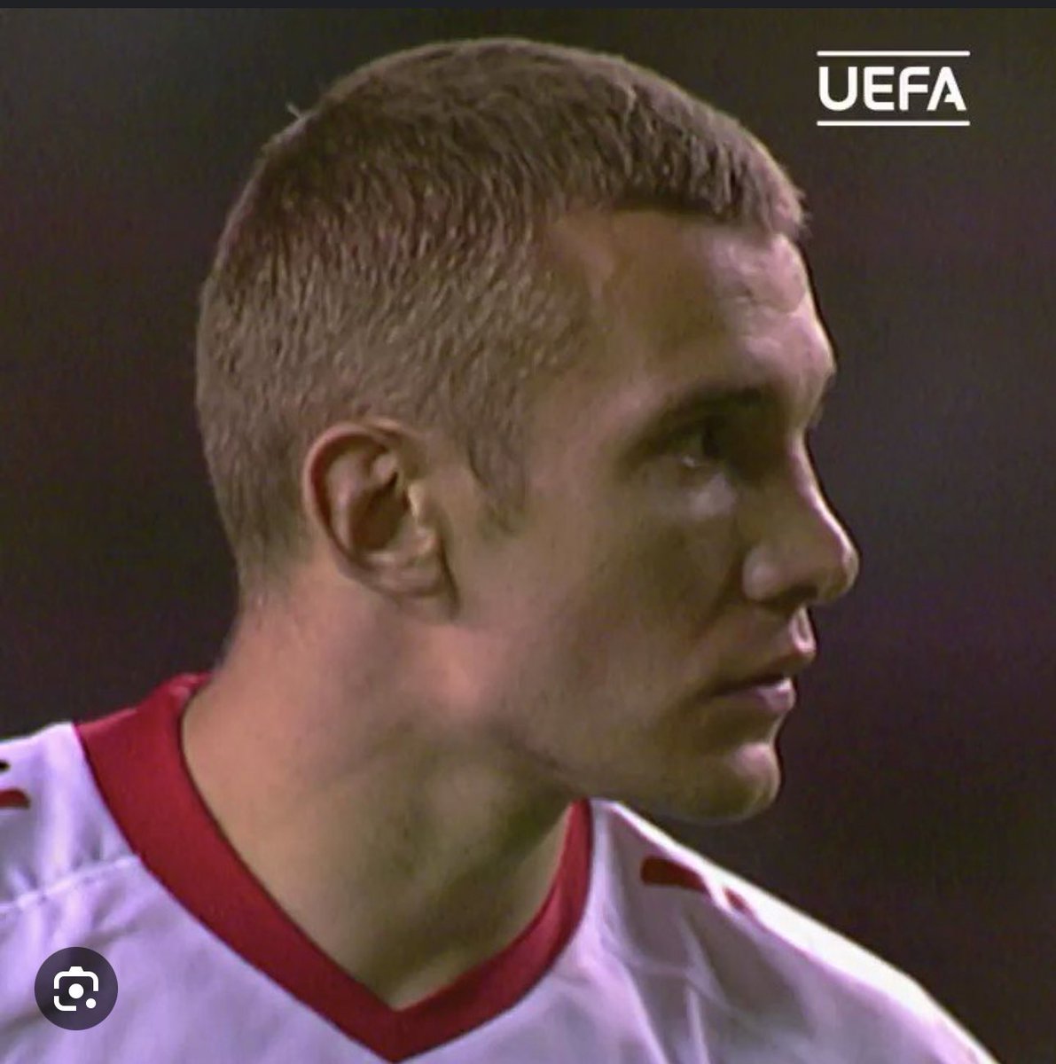 Milanistwit's tweet photo. Sheva vs Buffon

Tatapan muka sebelum nendang masih sama seperti 20 tahun yang lalu. Dan Buffon masih tetap ketipu 🤭 https://t.co/29vA7OX44C