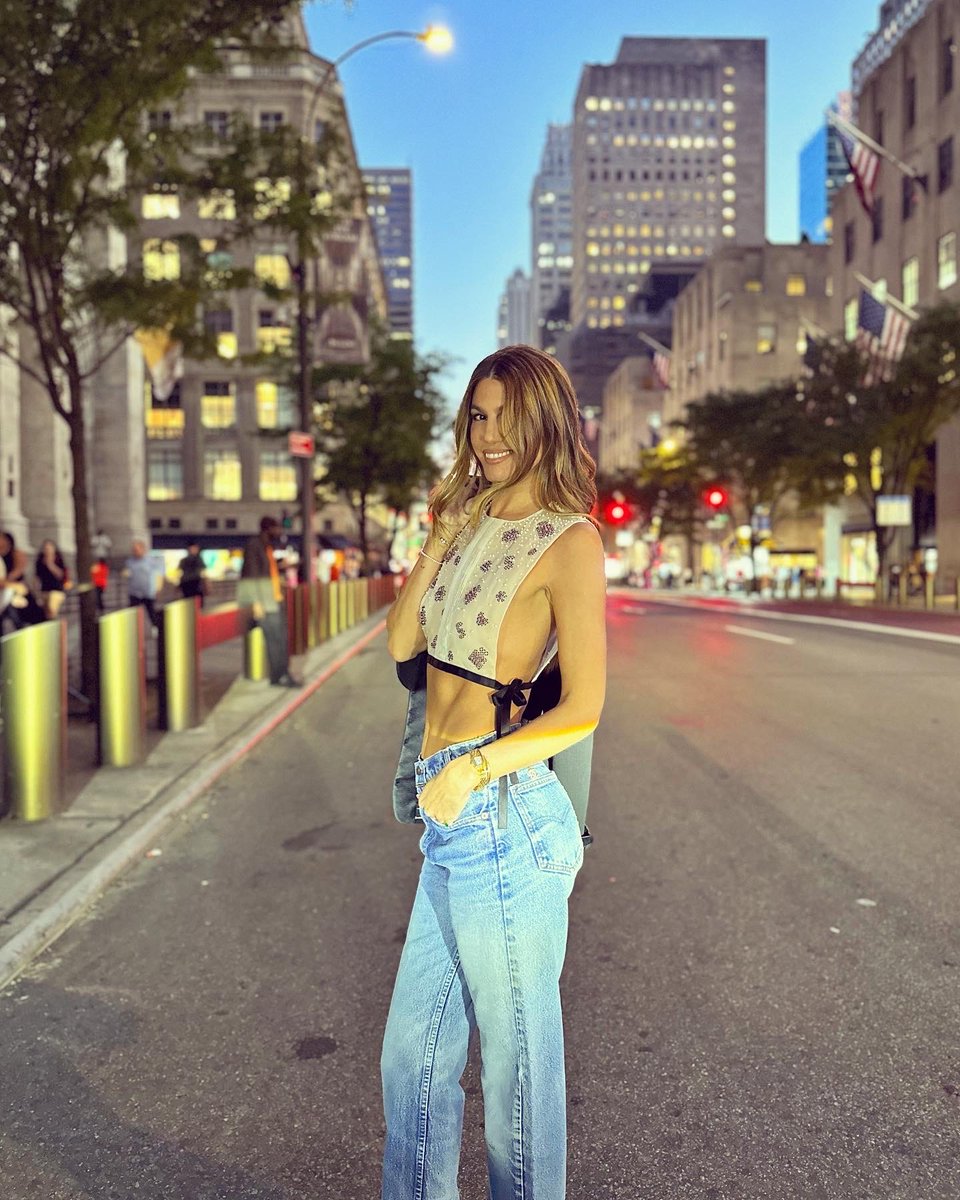 Derek Blasberg tweet media