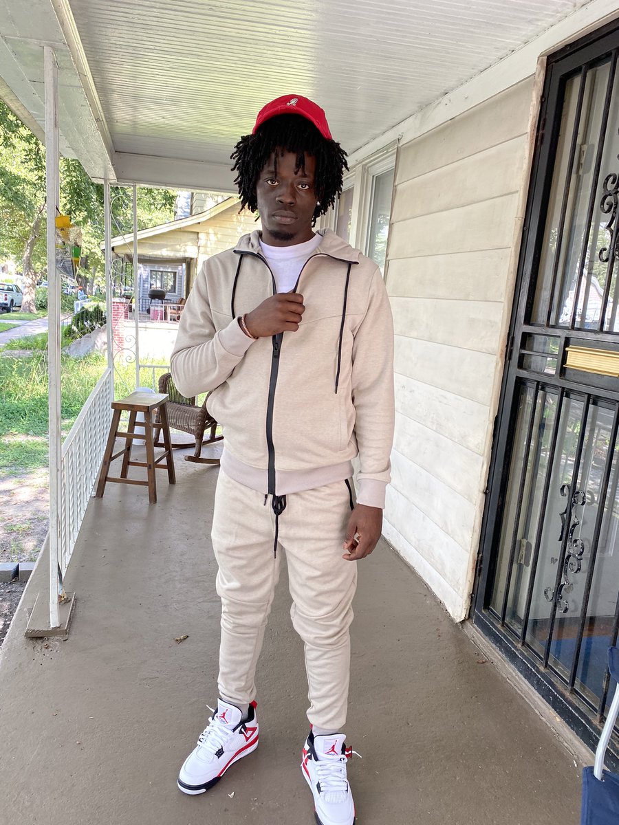 bnfrozzy's tweet photo. V I S I B L E 🪬 https://t.co/ZFy1ePR74n