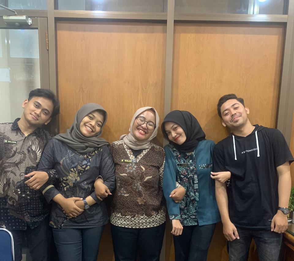 adindamstkp's tweet photo. Cinta dan sesayang itu sama temen kerja yg ini 🤍🕊️ https://t.co/29g1QmR1hQ
