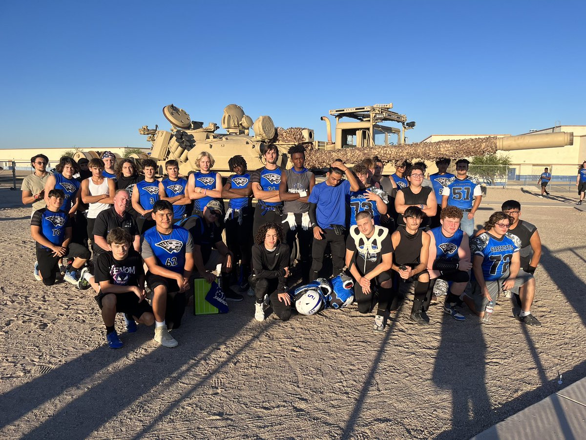 San Tan Foothills football wants to thank ALL servicemen, active and retired, and first responders for the service! Thank you all for your service and sacrifice.