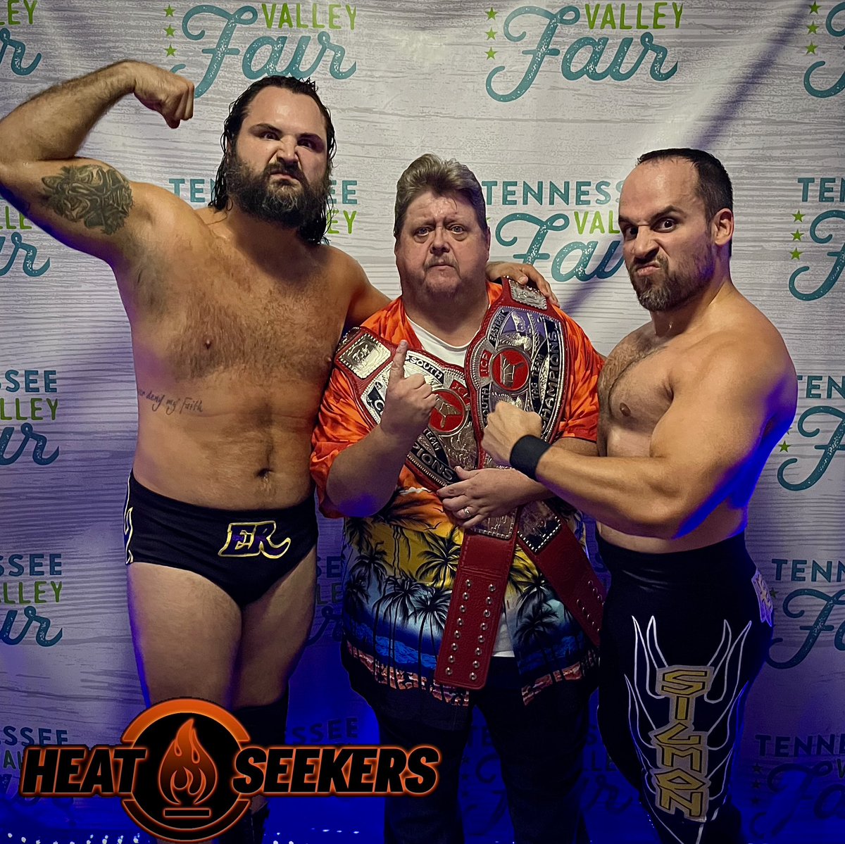 sigmonwrestling's tweet image. A hard hitting main event match &amp;amp; we walked out as JCP Tag Team Champions. Thanks Knoxville &amp;amp; @TNValleyFair for a great night! 
#Heatseekers 🔥