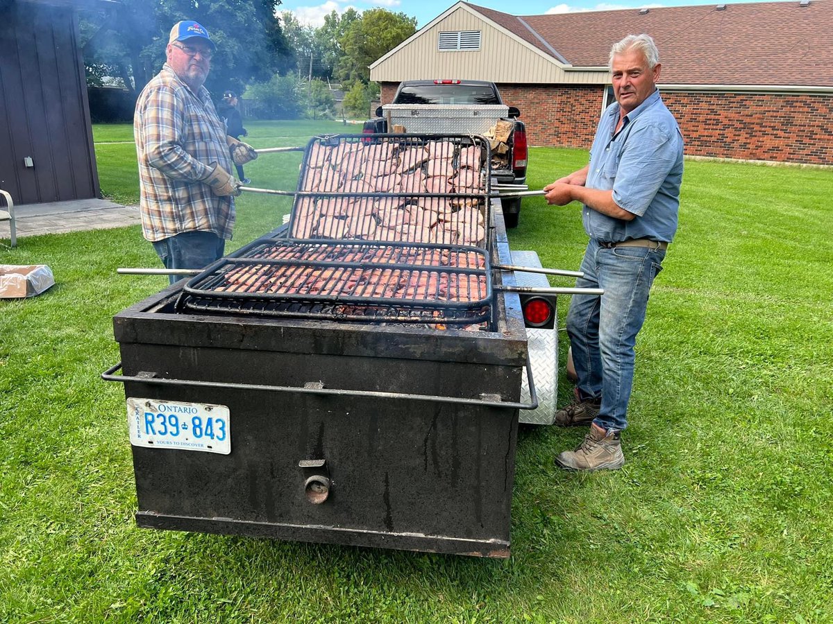 AmandaBrodhagen's tweet photo. Thank you to the Optimist Club of Ellice for the invite to help handout meals for their annual pork chop BBQ last evening along with Township of Perth East Mayor Rhonda Gordner Ehgoetz, MP John Nater and MPP Matthew Rae. Over 500 tickets were sold! #ElliceWard https://t.co/2zr9RZKVyK