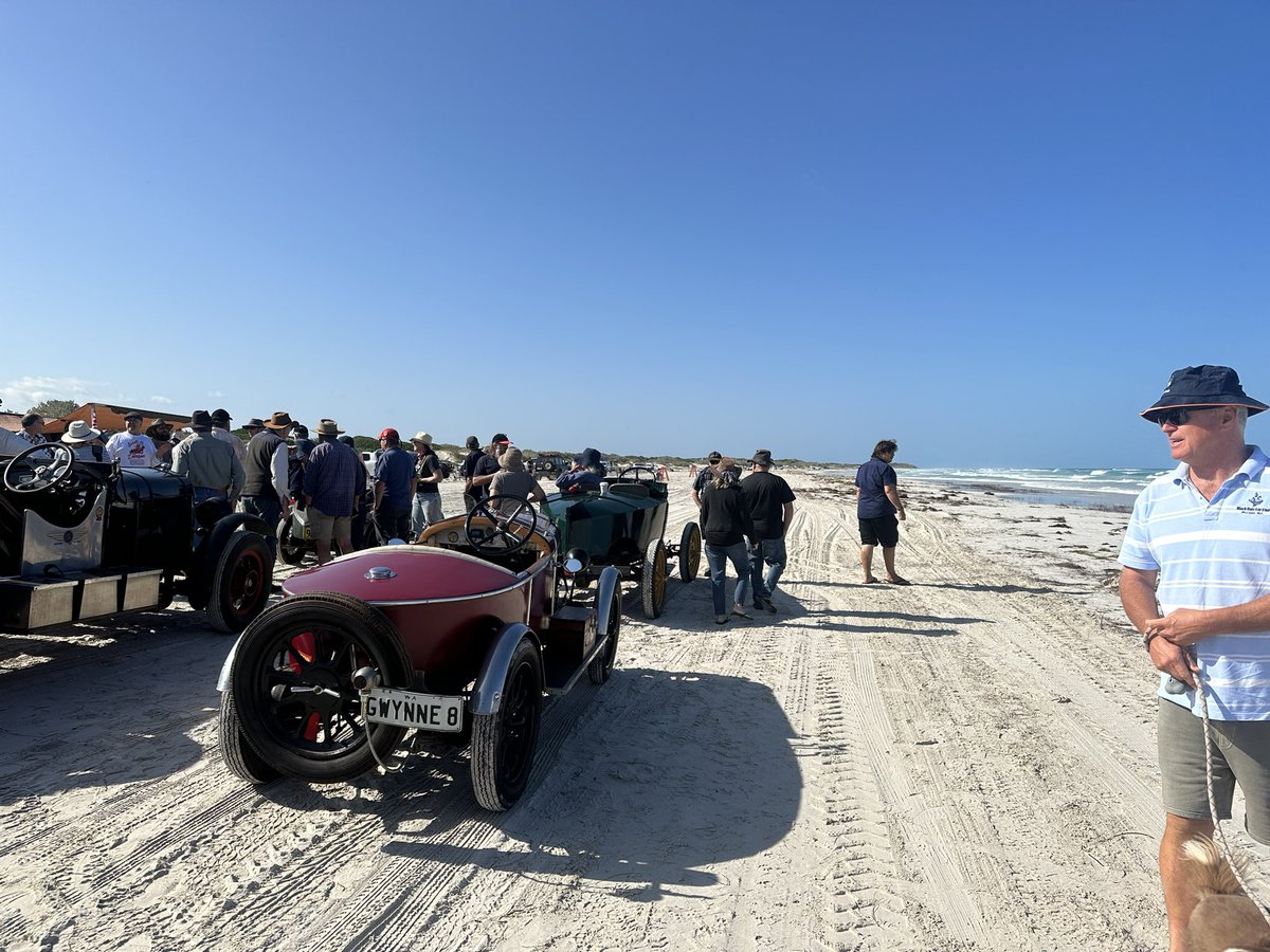 gimmeahandle's tweet photo. Dongara south beach for a bit of pre WW2 drag race action…. https://t.co/eCTEodD2yd