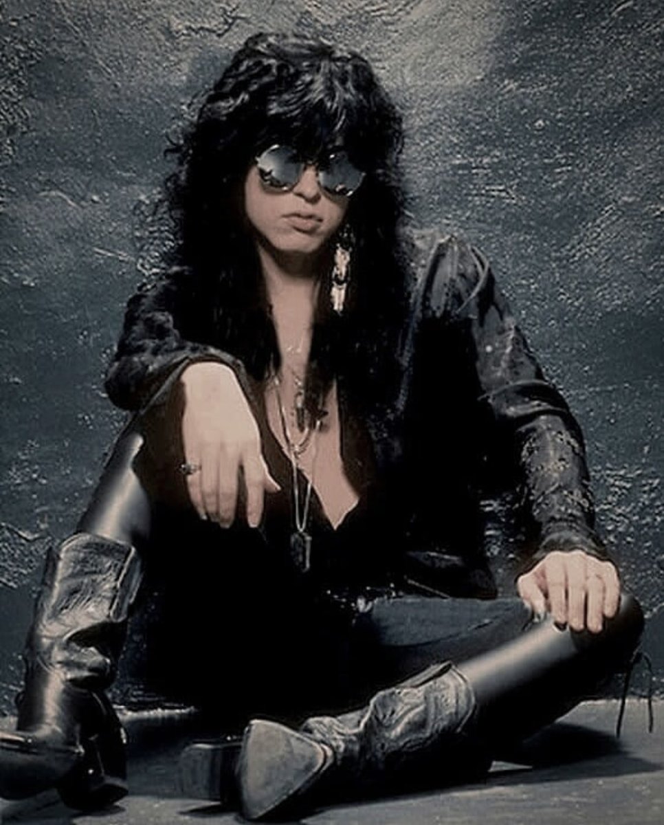 #flashbackfriday 1990 📸