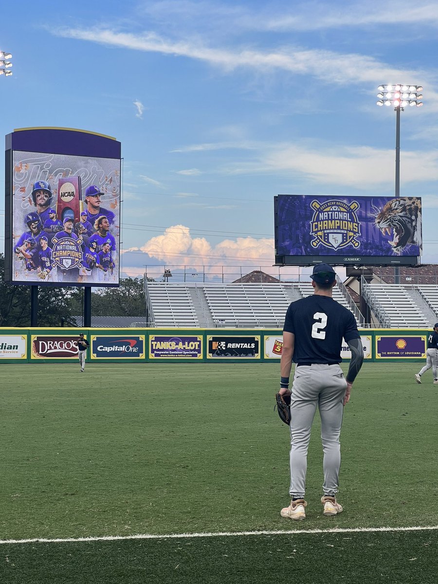 mccbaseball1's tweet photo. The 1st stop this fall on our historic College Baseball fields tour, Alex Box Stadium, the home of the defending National Champions! The #BosqueBoys play at 5 different D1 facilites this fall! #FromHeretoAnywhere https://t.co/7FowQJaLHJ