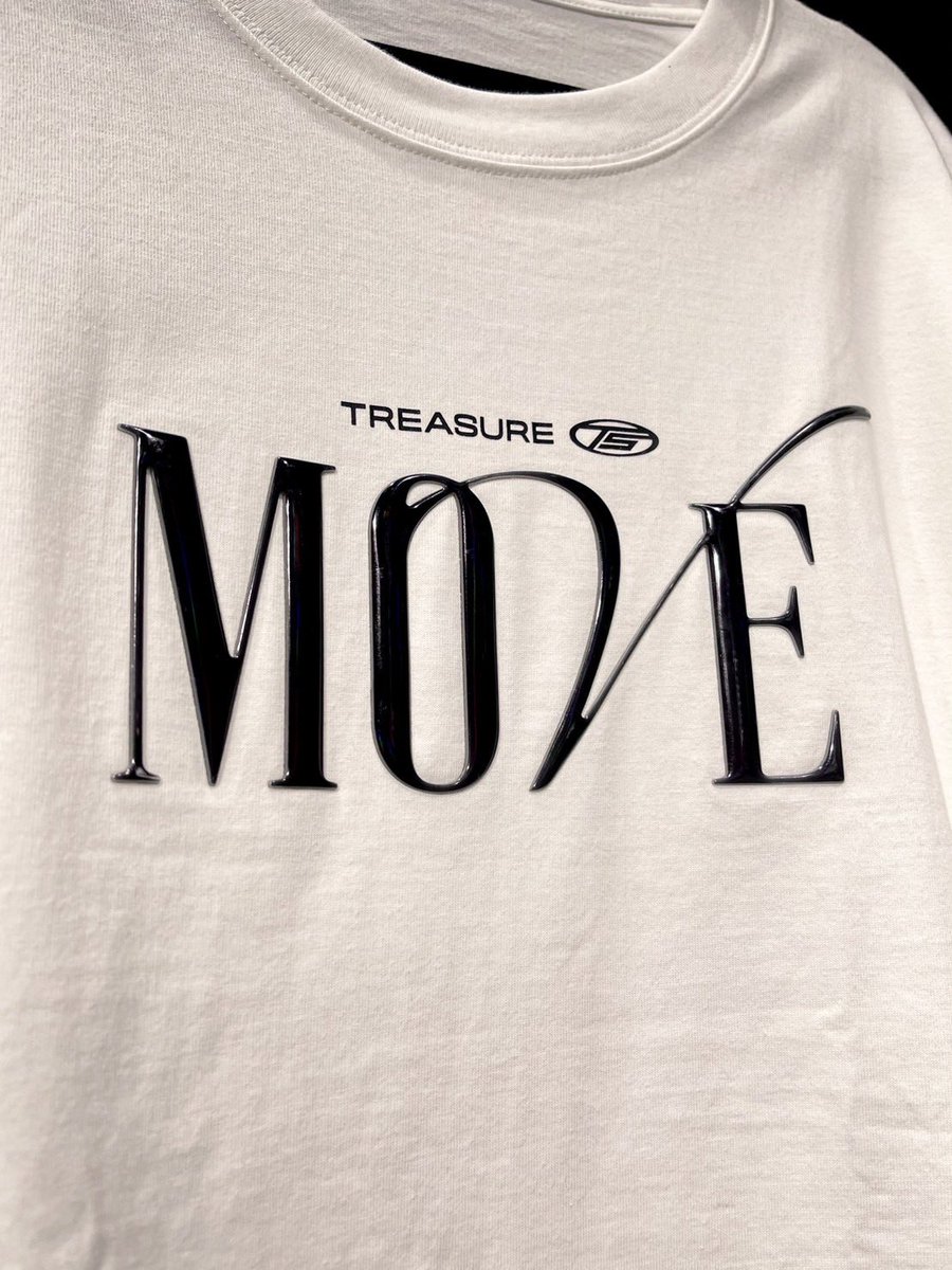 [💎] #TREASURE_INFO ／ 2023 TREASURE FAN MEETING ~HELLO AGAIN~ POPUP STORE ＼ MOVE Tシャツ店頭販売開始🖤💫 本日より神奈川・マルイシティ横浜と 愛知・ラシック会場にて販売いたします🎶 ぜひお見逃しなく👀✨ 🔗 ygex.jp/treasure/news/… #TREASURE #TREASURE_FANMEETING #HELLO_AGAIN…