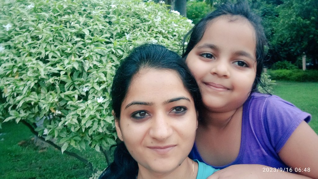 Our today's morning walk♥️😊 🌼
@FitIndiaOff
#fitkids 

#Walking=inner Peace😌♥️

#walking #move #grateful #ourtime✌ #trees #selflove #Mindfulness #liveinmoment #fitness