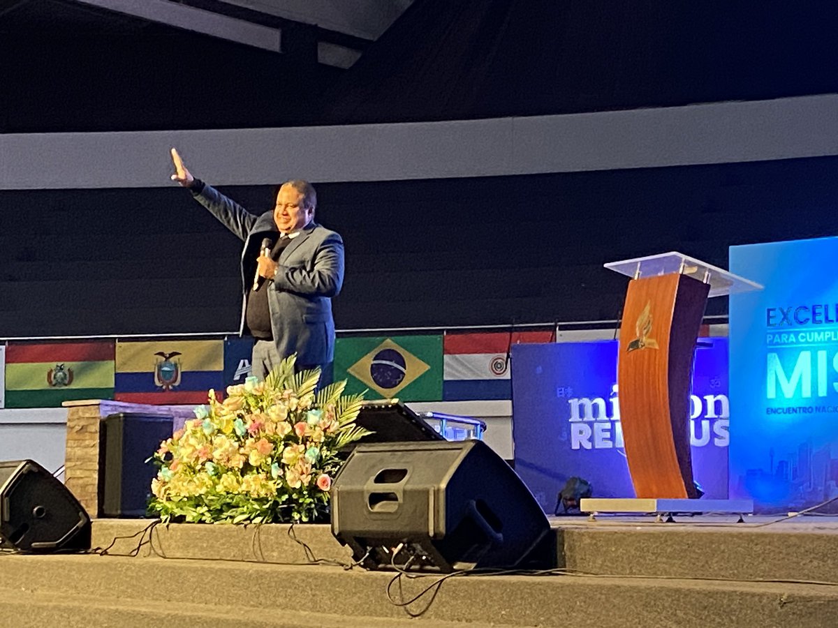 AdventistasUPN's tweet photo. ✅ Pr. Evaldino Ramos, secretario asociado de la ⛪️ División Sudamericana, resaltó en el Encuentro de #SecretariosDeIglesia que se debe realizar un trabajo organizado y de la mejor manera, para la Gloria de Dios y salvar personas para Cristo. 🙏🏼☺️ https://t.co/foQjNDf0Tf