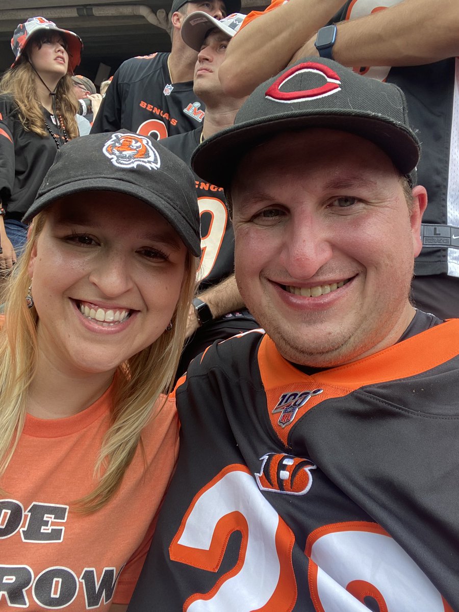 Sara_J_Long's tweet photo. @Bengals @Skyline_Chili From the last @Bengals home openers over the past 2 years. We’ll be back on SunDEY! #ShowYourStripes 🐅🧡🖤🏈 https://t.co/vGp40Nw9RX
