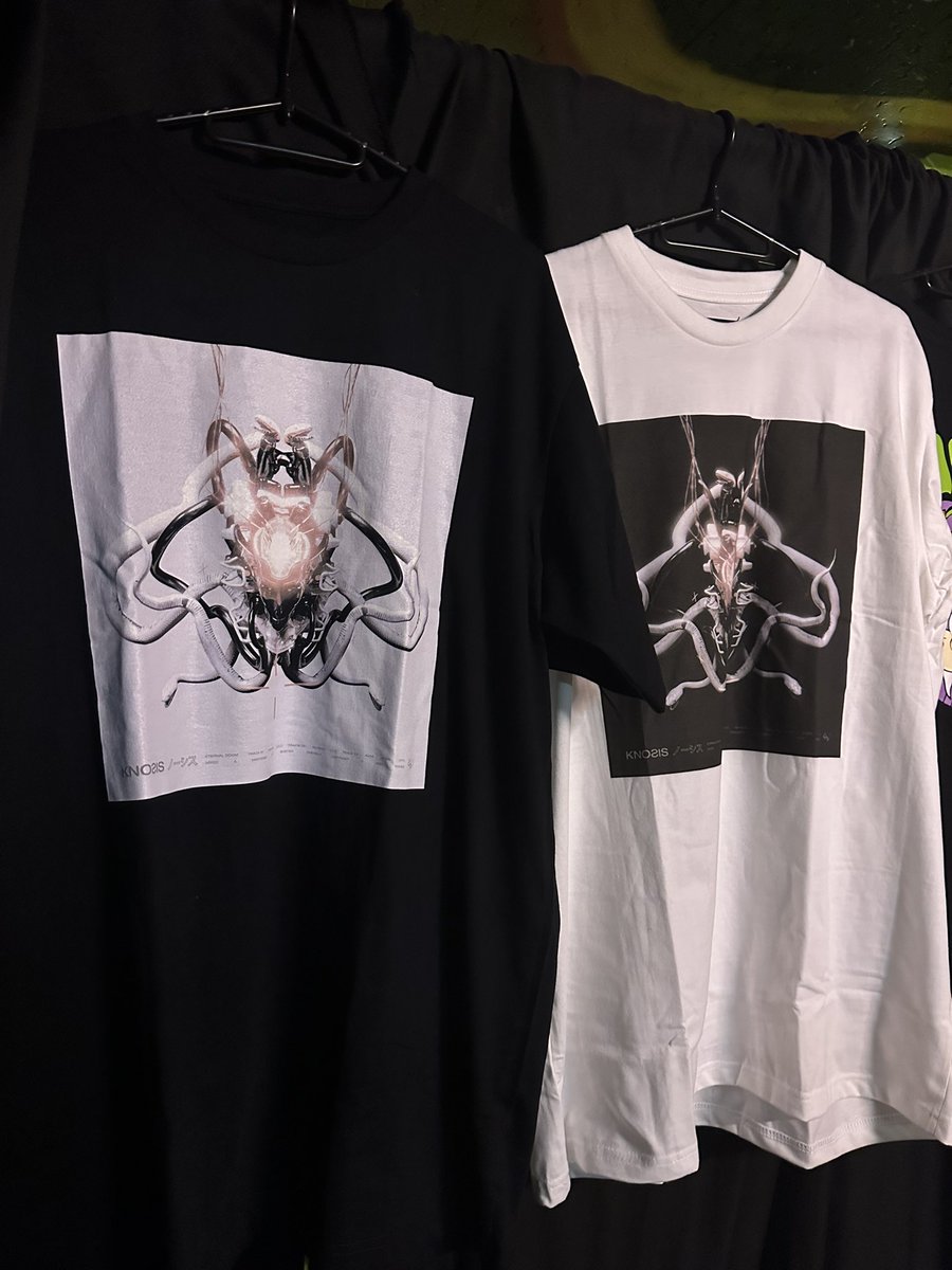 本日のラインナップ。新作のメッシュキャップとTHE ETERNAL DOOMT