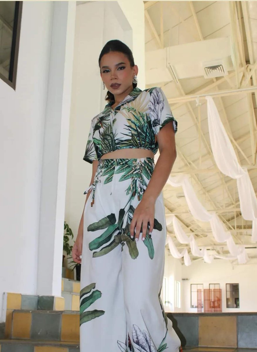 La más top 
PROUD OF ANGIE
#FiestasPatriasConAngie