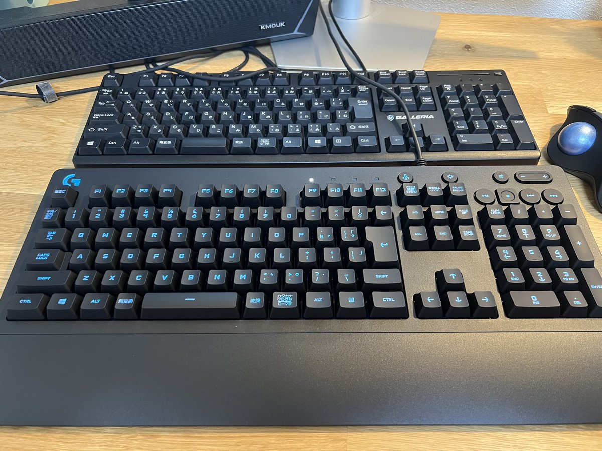 pinodenki's tweet photo. ガレリア君のキーボードにコーヒーぶちまけたら逝ってしまわれた。
（多分水洗いしたのが原因）
ロジクール君君は頼むよ🙏 https://t.co/xLbBE9flkb