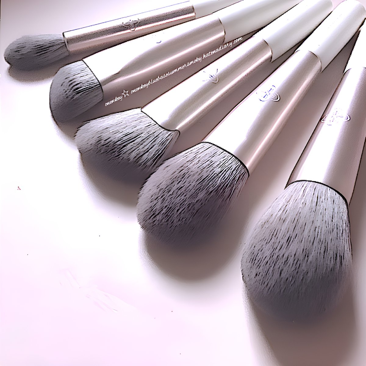 ・Product Link（⚡️Use My Code:ONEWKEY）
bit.ly/3PJhLny
・Review
bit.ly/468nUyE
#MakeupBrushes #メイクブラシ
